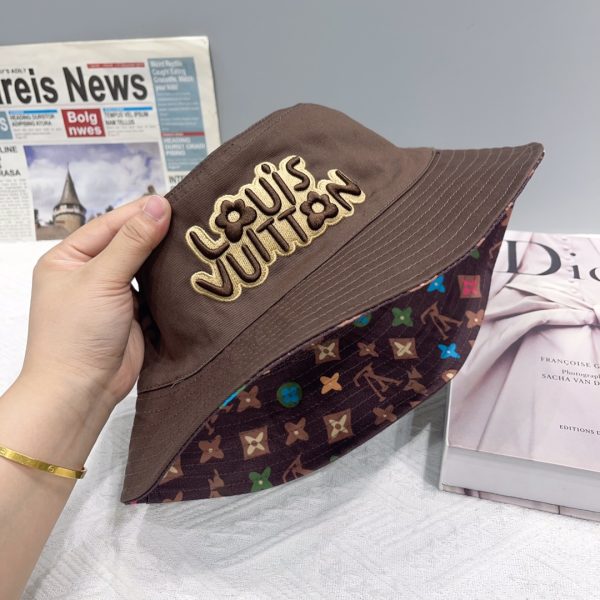 LV044 - Logo Cotton Bucket Hat Brown Reversible - Image 3