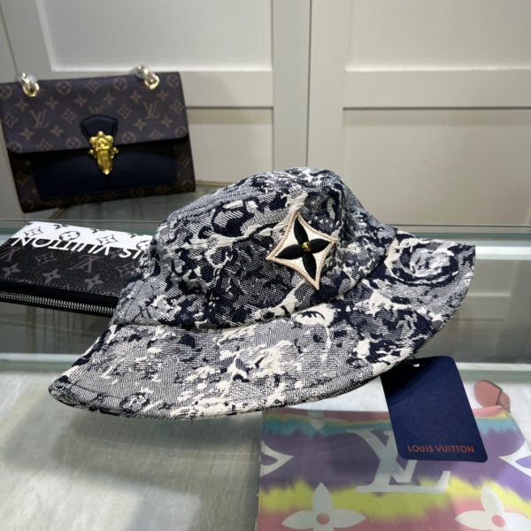 LV026 - Monogram Denim Bucket Hat Grey - Image 3