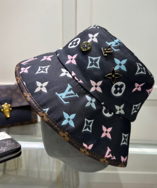 LV037 - Monogram Canvas Bucket Hat Black