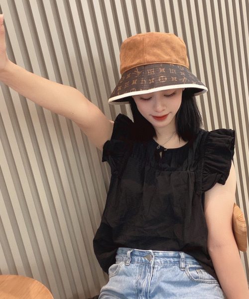 LV030 - Monogram Canvas Bucket Hat Brown