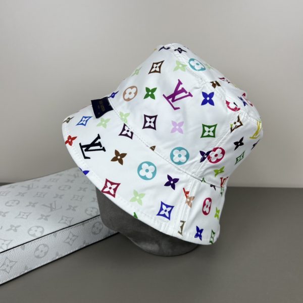 LV056 - Logo Cotton Bucket Hat White Reversible - Image 7