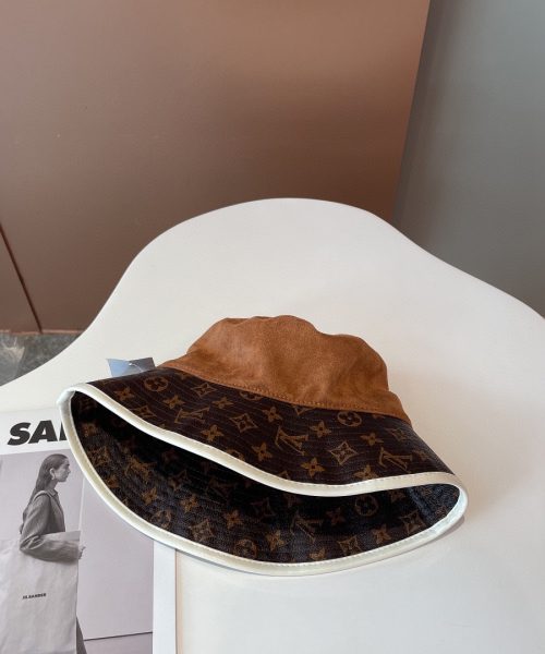 LV030 - Monogram Canvas Bucket Hat Brown