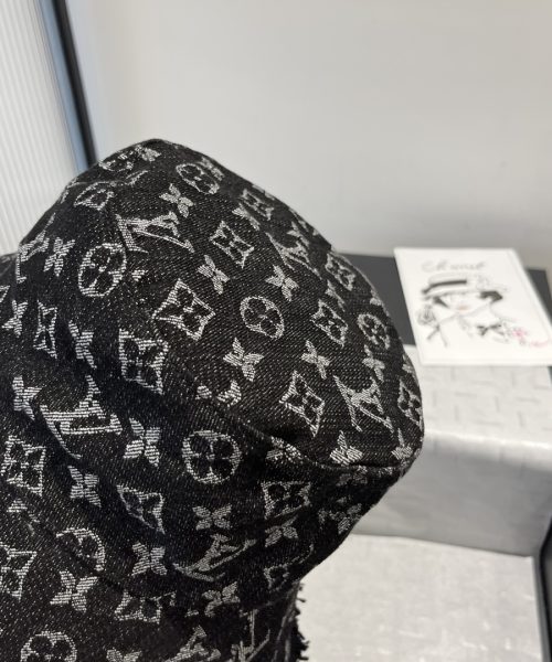 LV060 - Monogram Denim Bucket Hat Black
