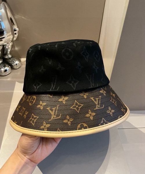 LV066 - Monogram Canvas Bucket Hat Black