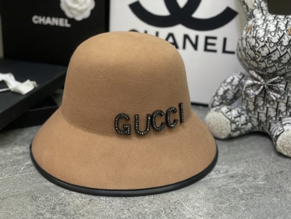 GC001 - Logo wool Bucket Hat Brown - Image 3