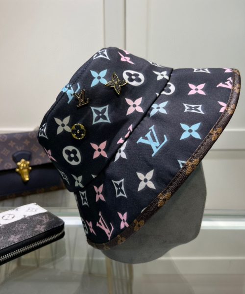 LV037 - Monogram Canvas Bucket Hat Black