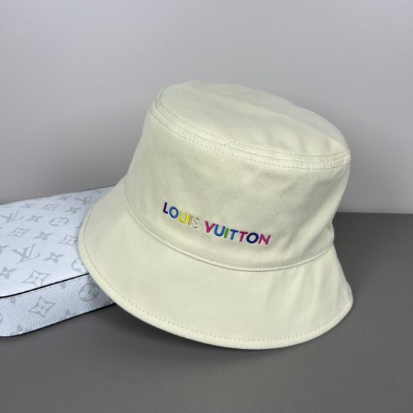 LV055 - Logo Cotton Bucket Hat Beige Reversible - Image 4