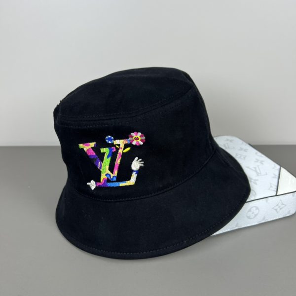 LV057 - Logo Cotton Bucket Hat Black Reversible - Image 3