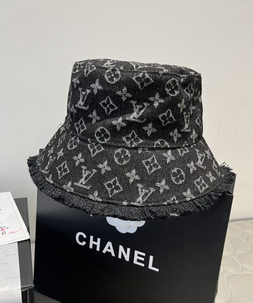 LV060 - Monogram Denim Bucket Hat Black