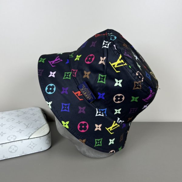 LV057 - Logo Cotton Bucket Hat Black Reversible - Image 8