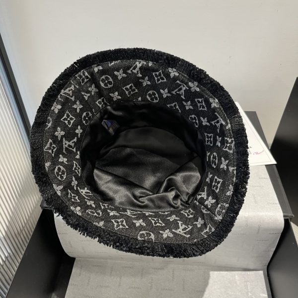 LV060 - Monogram Denim Bucket Hat Black - Image 6