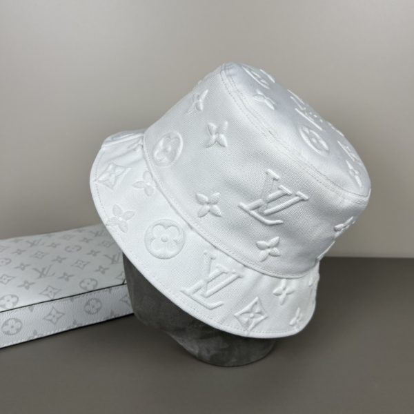 LV052 - Logo Denim Bucket Hat White - Image 5