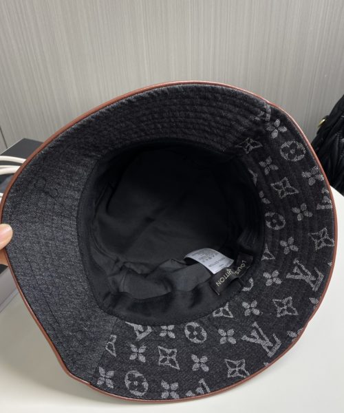 LV051 - Logo Denim Bucket Hat Black