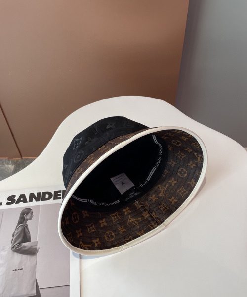 LV031 - Monogram Canvas Bucket Hat Black