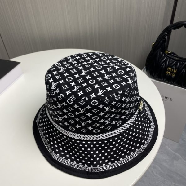 LV049 - Monogram Canvas Bucket Hat Black - Image 11