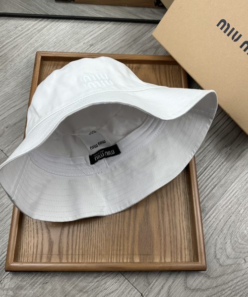 MM002 - Monogram Canvas Bucket Hat White