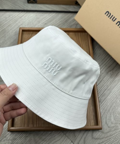 MM002 - Monogram Canvas Bucket Hat White